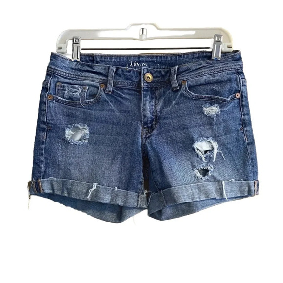 Aeropostale Distressed Midi Jean Shorts Size 2 Good Condition Cute Summer Shorts - Picture 1 of 10